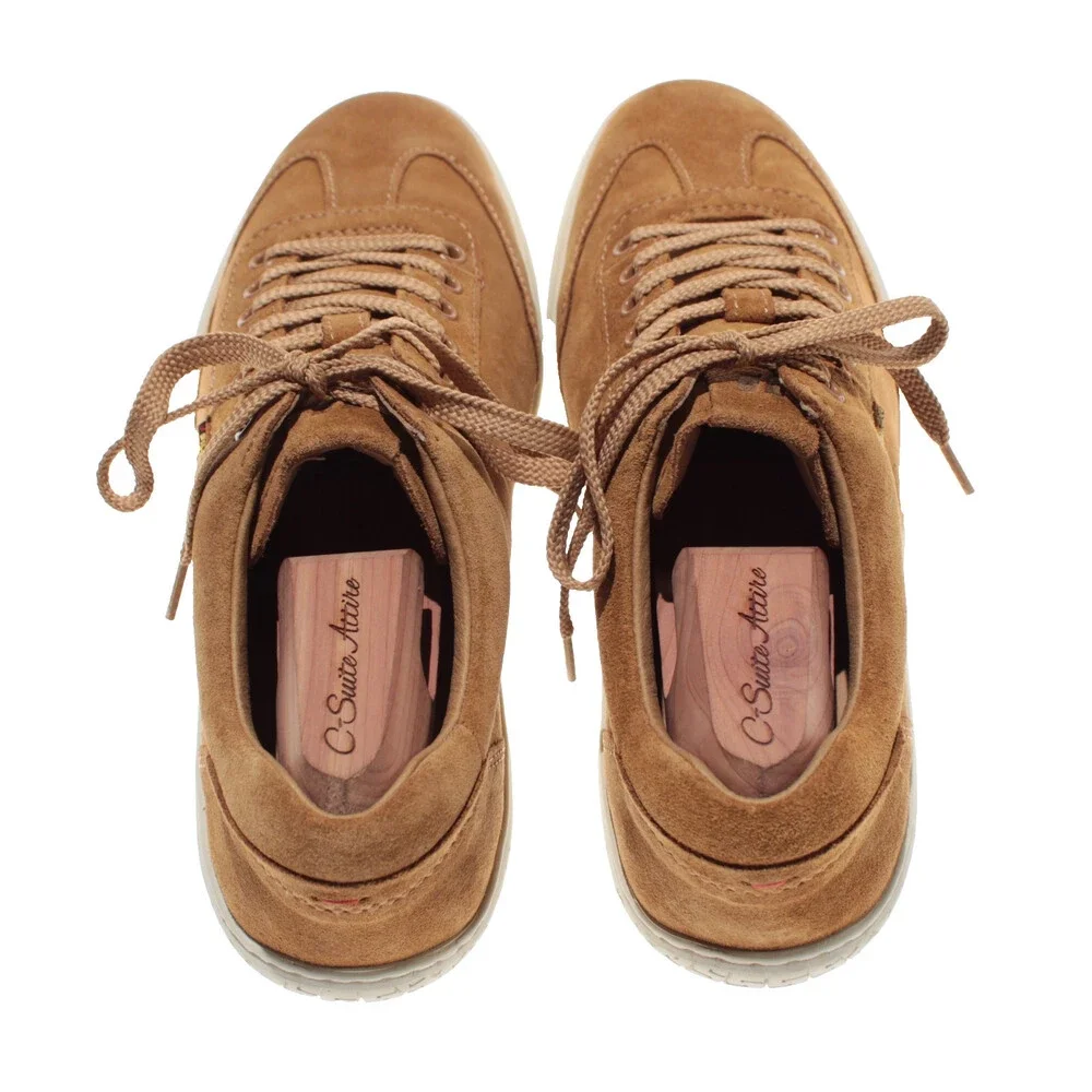 Piloti NWB Shift Lace Up Driving Sneakers Size 7 US in Light Brown Suede